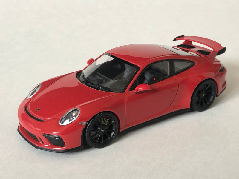 Illustration for article titled A Closer Look at the Minichamps 1/43 991 GT3s